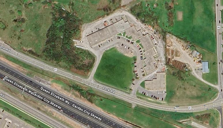 Ridley Industrial Mall — thumbnail 3
